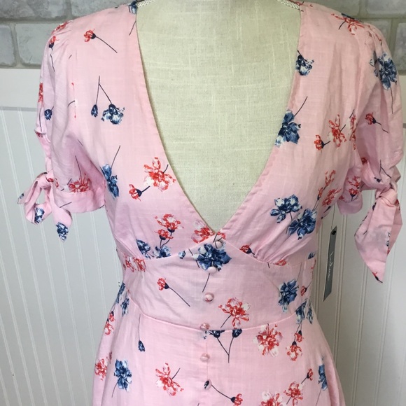 NWT Lulu’s pretty in pink Dress - Picture 4 of 7